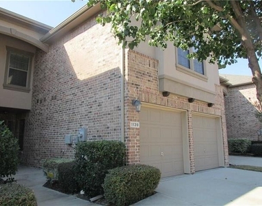 1139 Landon Lane - Photo Thumbnail 1