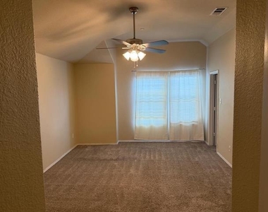 1139 Landon Lane - Photo Thumbnail 19