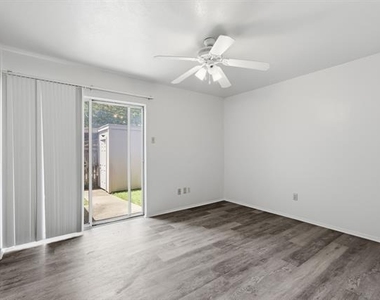13422 Blossomheath Lane - Photo Thumbnail 11