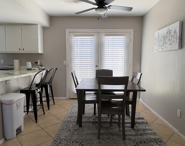 15847 N 26th Avenue - Photo Thumbnail 1