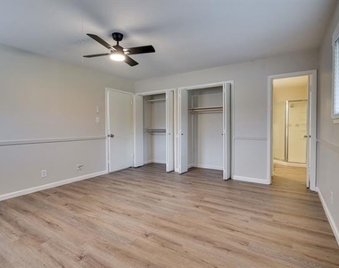 140 Joyce Drive - Photo Thumbnail 22
