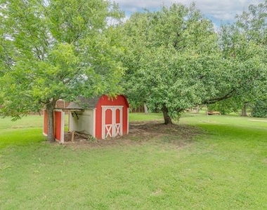 140 Joyce Drive - Photo Thumbnail 28