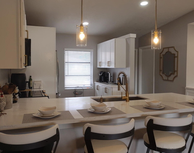 18768 Argosy Drive - Photo Thumbnail 5