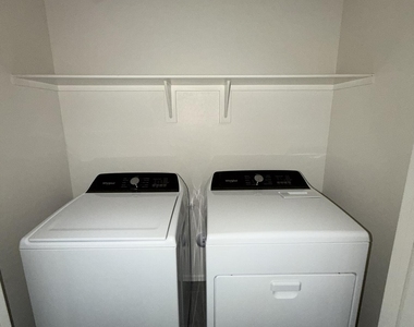 1515 W Pima Avenue - Photo Thumbnail 7