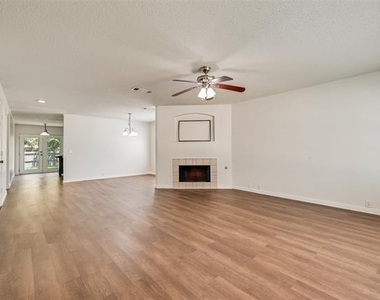 2309 Breanna Way - Photo Thumbnail 2