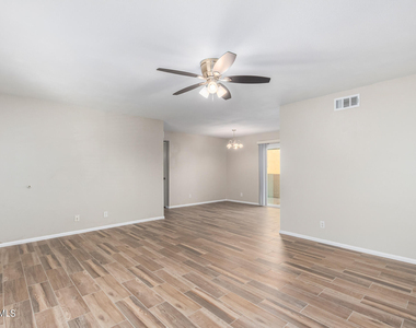 2612 E Lemon Street - Photo Thumbnail 3
