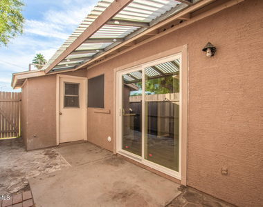 2612 E Lemon Street - Photo Thumbnail 22