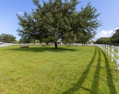 844 Arabian Drive - Photo Thumbnail 24