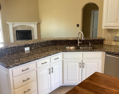 111 Reba Road - Photo Thumbnail 7