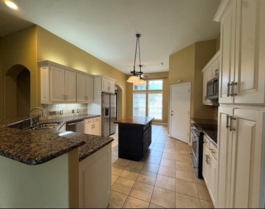 111 Reba Road - Photo Thumbnail 6
