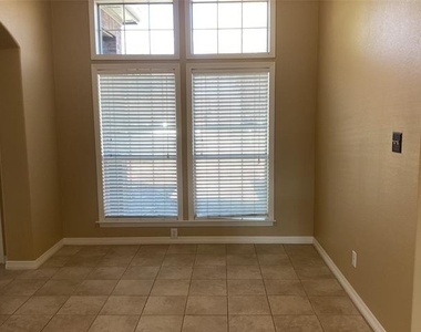 111 Reba Road - Photo Thumbnail 12