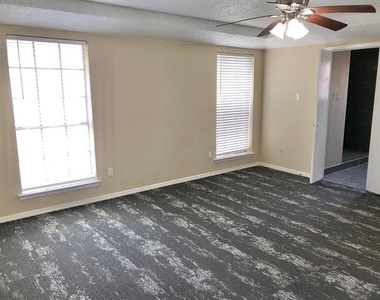 613 Trail View Lane - Photo Thumbnail 13