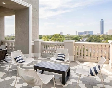 3939 W Alabama Street - Photo Thumbnail 13