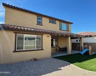 21080 W Almeria Road - Photo Thumbnail 17