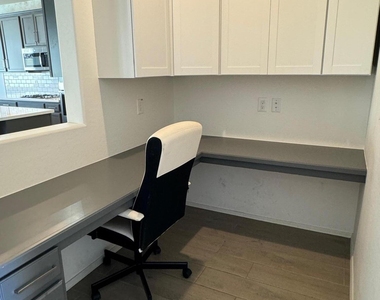 21080 W Almeria Road - Photo Thumbnail 16