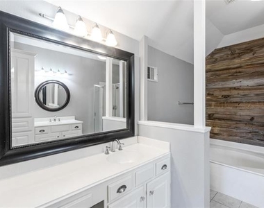 504 Connemara Court - Photo Thumbnail 26