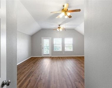 504 Connemara Court - Photo Thumbnail 29