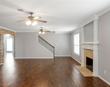 504 Connemara Court - Photo Thumbnail 19
