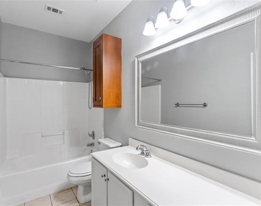 504 Connemara Court - Photo Thumbnail 31