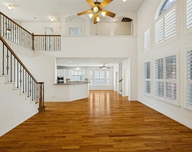 7805 San Isabel Drive - Photo Thumbnail 8