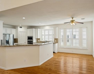 7805 San Isabel Drive - Photo Thumbnail 9