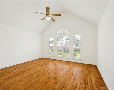 7805 San Isabel Drive - Photo Thumbnail 24