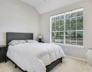 4402 Ruth Borchardt Drive - Photo Thumbnail 18