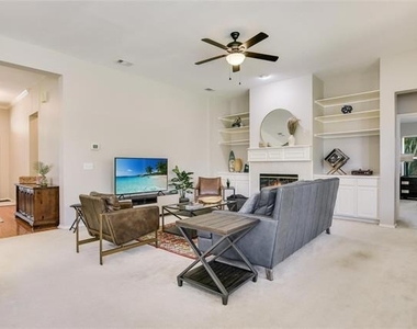 4402 Ruth Borchardt Drive - Photo Thumbnail 9