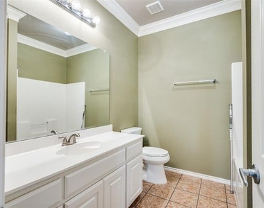 3208 Serpis - Photo Thumbnail 11