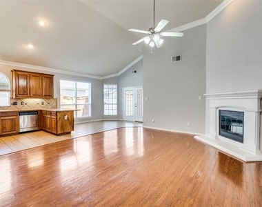 3208 Serpis - Photo Thumbnail 7