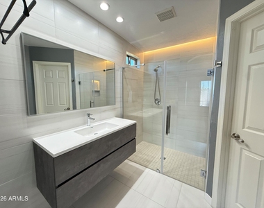 3998 W Roundabout Circle - Photo Thumbnail 13