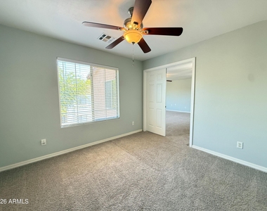 3998 W Roundabout Circle - Photo Thumbnail 18
