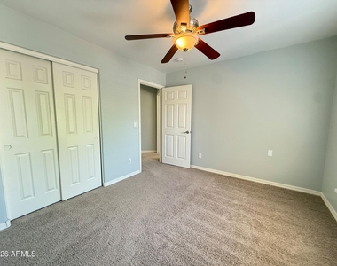 3998 W Roundabout Circle - Photo Thumbnail 19