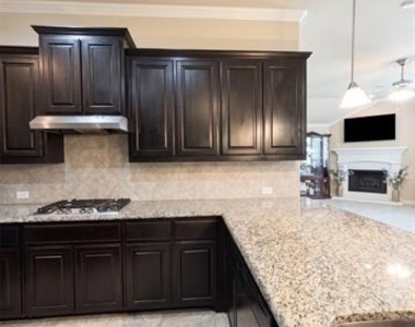 2956 Salina Drive - Photo Thumbnail 8
