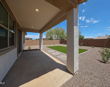 17064 W Briles Road - Photo Thumbnail 19