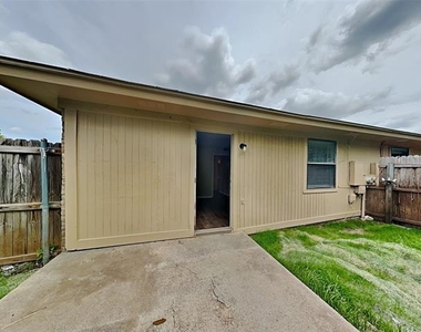 836 White Rock Street - Photo Thumbnail 13