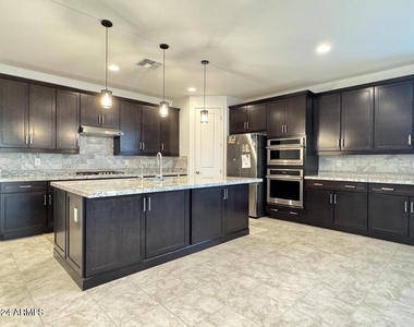 14241 W Soft Wind Drive - Photo Thumbnail 9