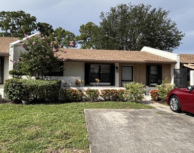 6132 Fairfield Circle - Photo Thumbnail 12