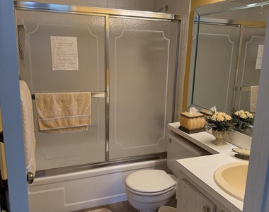 133 Lake Pine Circle - Photo Thumbnail 9