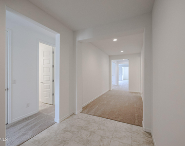 8752 W Medlock Drive - Photo Thumbnail 45