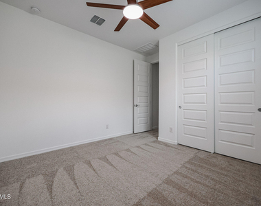 8752 W Medlock Drive - Photo Thumbnail 37