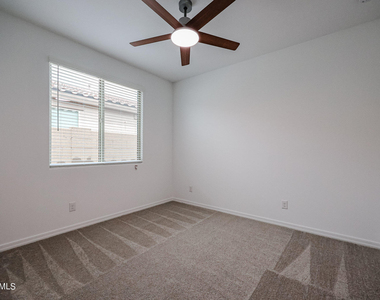 8752 W Medlock Drive - Photo Thumbnail 36