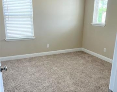 15779 Mossy Oak Lane - Photo Thumbnail 21