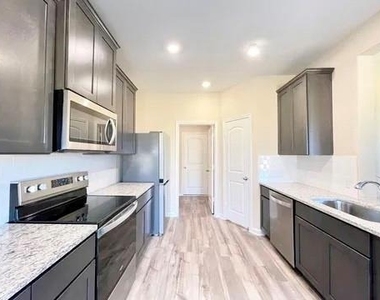 1702 Sandalwood Way - Photo Thumbnail 1
