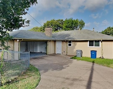 7624 Oak Garden Trail - Photo Thumbnail 17
