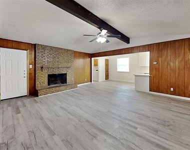 7624 Oak Garden Trail - Photo Thumbnail 2