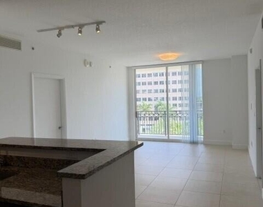 550 Okeechobee Boulevard - Photo Thumbnail 8