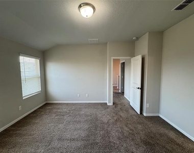 225 Lemley Drive - Photo Thumbnail 18