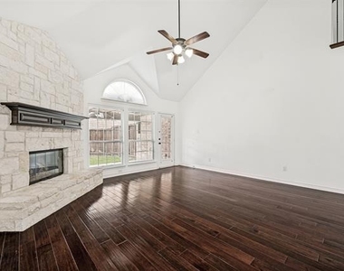 13075 Janet Drive - Photo Thumbnail 7