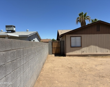 5915 W Tierra Buena Lane - Photo Thumbnail 33